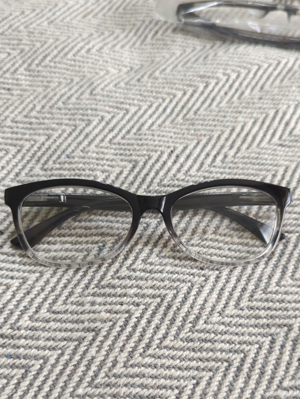 Classic Ombre Cat-Eye Reading Glasses